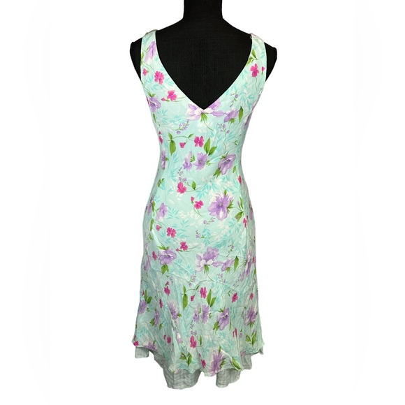 Silk flower dress - Picture 2 of 5